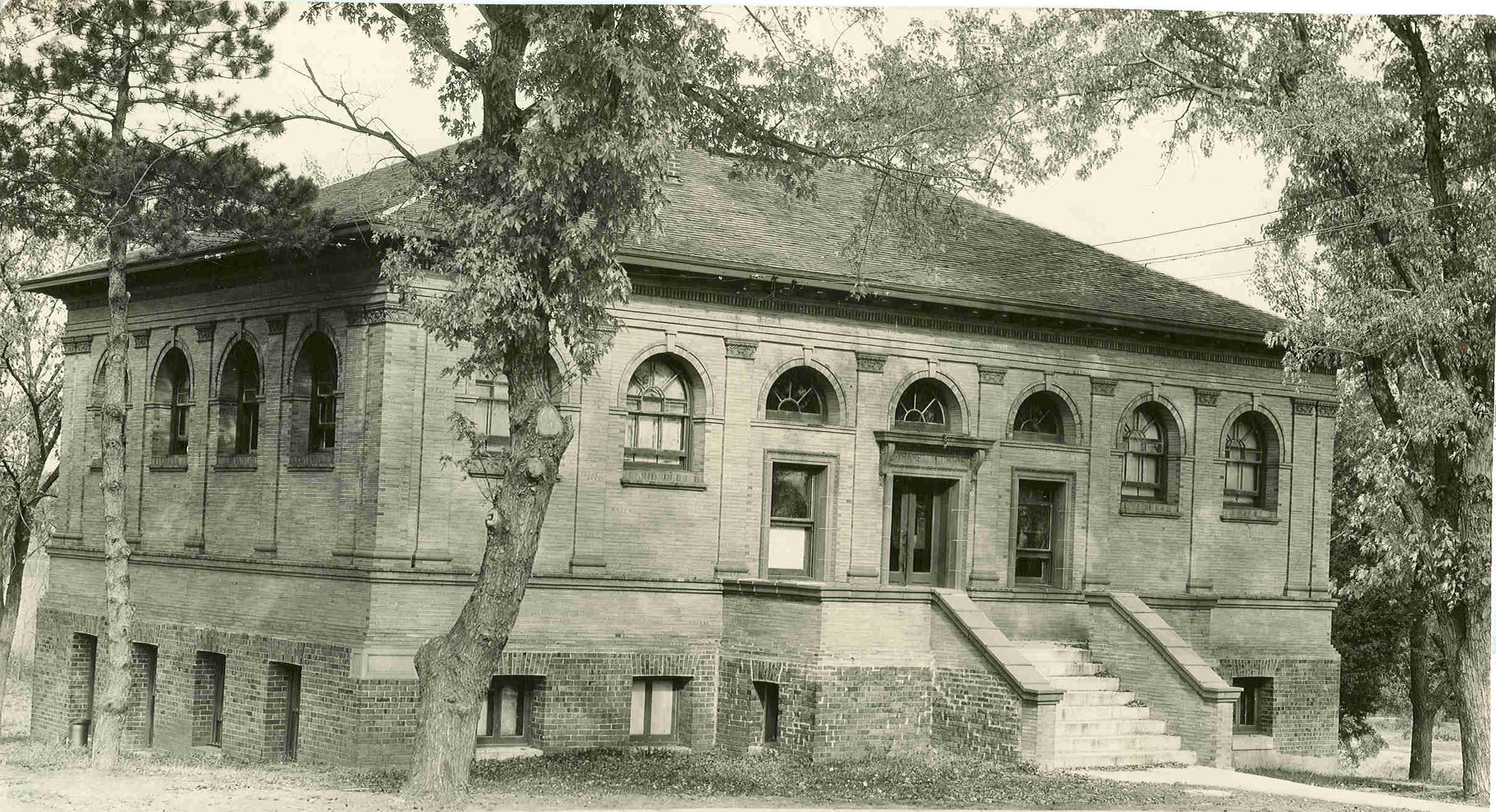 Whitin Library building historical photo